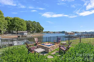 18026 Whispering Oaks Dr, Cornelius, NC 28031 - Photo 3