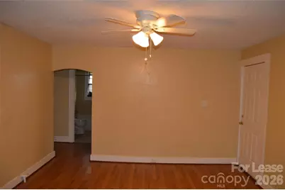 819 Charlotte Avenue, Statesville, NC 28677 - Photo 3