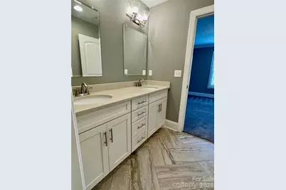 5147 Meadow Park Lane, Hickory, NC 28602 - Photo 33