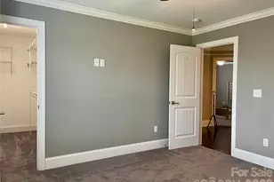 5147 Mdw Pk Ln, Hickory, NC 28602 - Photo 37