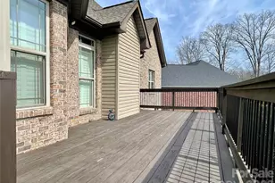 5147 Mdw Pk Ln, Hickory, NC 28602 - Photo 41