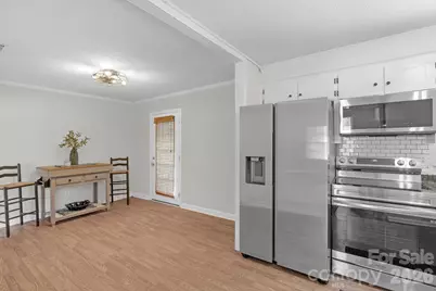 708 E John Street, Matthews, NC 28105 - Photo 9