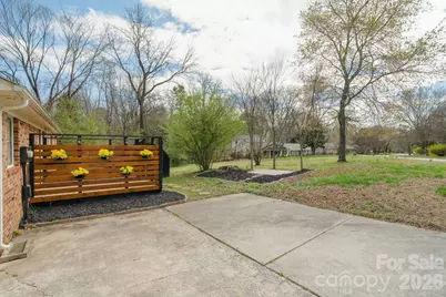 708 E John Street, Matthews, NC 28105 - Photo 33