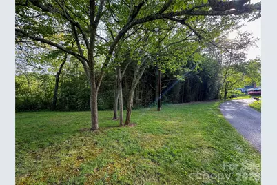 70 Winchester Drive, Waynesville, NC 28785 - Photo 17