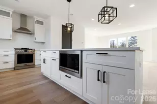 3521 Avalon Ave, Charlotte, NC 28208 - Photo 7