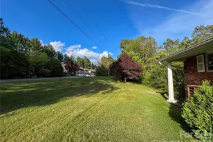 70 Winchester Dr, Waynesville, NC 28785 - Photo 11
