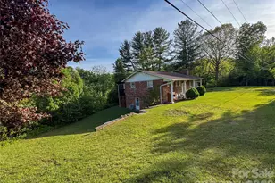 70 Winchester Dr, Waynesville, NC 28785 - Photo 9