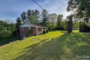 70 Winchester Dr, Waynesville, NC 28785 - Photo 15