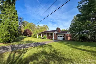 70 Winchester Dr, Waynesville, NC 28785 - Photo 9