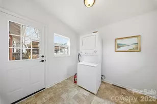 1601 Shamrock Dr, Charlotte, NC 28205 - Photo 19