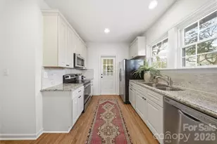 1601 Shamrock Dr, Charlotte, NC 28205 - Photo 11