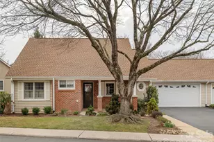 1109 Citation Cir, Hendersonville, NC 28739 - Photo 1