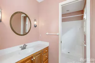 1109 Citation Cir, Hendersonville, NC 28739 - Photo 17