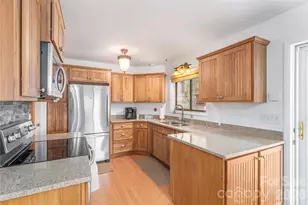 500 Apple Tree Ct, Waynesville, NC 28786 - Photo 7