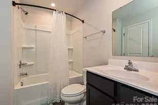 2037 Langer St, Charlotte, NC 28214 - Photo 23