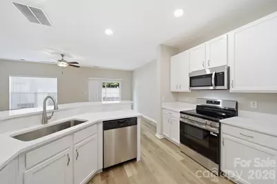 12429 Stratfield Place Circle, Pineville, NC 28134 - Photo 5