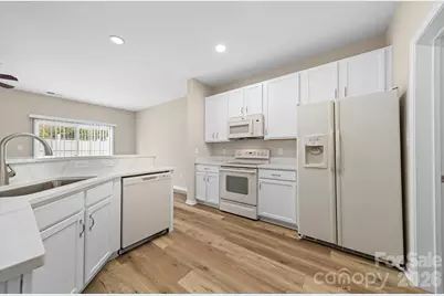 12429 Stratfield Place Circle, Pineville, NC 28134 - Photo 7