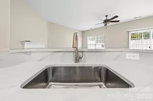 12429 Stratfield Pl Cir, Pineville, NC 28134 - Photo 11