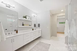 2934 Springs Dr, Charlotte, NC 28226 - Photo 25