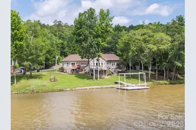 887 Living Waters Drive, Great Falls, SC 29055 - Photo 3