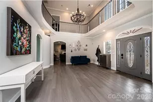 1360 Sweetbriar Ln, Hickory, NC 28602 - Photo 1