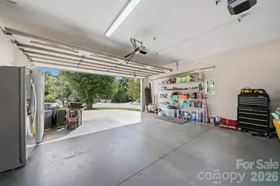 1360 Sweetbriar Lane, Hickory, NC 28602 - Photo 37