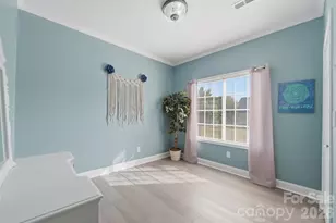 1360 Sweetbriar Ln, Hickory, NC 28602 - Photo 33