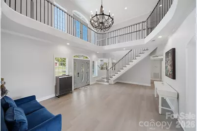 1360 Sweetbriar Lane, Hickory, NC 28602 - Photo 3