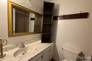 164 Bartlett St, Asheville, NC 28801 - Photo 15