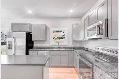 127 Northbend Drive, Asheville, NC 28804 - Photo 3