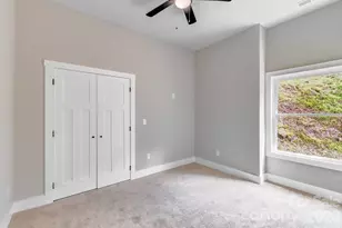 127 Northbend Dr, Asheville, NC 28804 - Photo 17