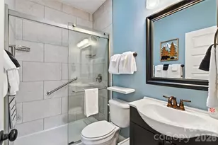 726 Rhododendron Ave, Black Mountain, NC 28711 - Photo 17