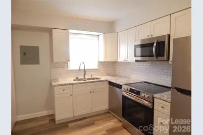 5805 Hunting Ridge Lane #D, Charlotte, NC 28212 - Photo 13