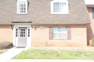 5805 Hunting Ridge Ln, Charlotte, NC 28212 - Photo 1