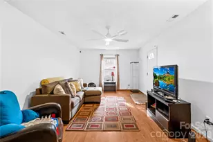 3720 Maggie Laney Dr, Charlotte, NC 28216 - Photo 11