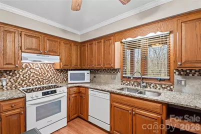 156 Eastwood Drive, Statesville, NC 28625 - Photo 17