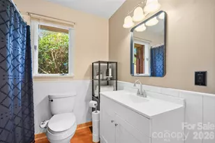 304 Honeysuckle Dr, Rutherfordton, NC 28139 - Photo 15