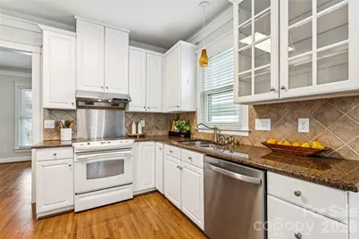 7321 Avonhurst Lane, Charlotte, NC 28269 - Photo 19