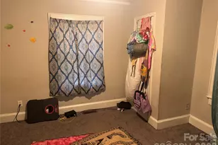 3700 Avalon Ave, Charlotte, NC 28208 - Photo 11