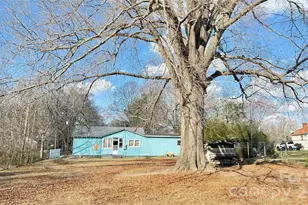 110 Maple St, Clover, SC 29710 - Photo 25