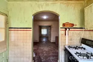 110 Maple St, Clover, SC 29710 - Photo 9