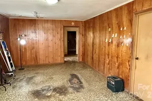 110 Maple St, Clover, SC 29710 - Photo 3