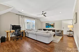 2012 Bristol Park Ln, Charlotte, NC 28226 - Photo 31