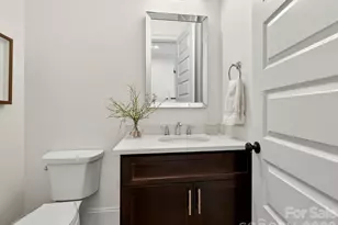 2012 Bristol Park Ln, Charlotte, NC 28226 - Photo 23