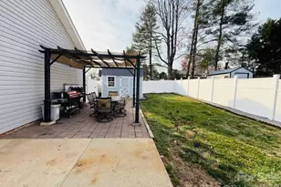 3555 Ashworth Rd, Marion, NC 28752 - Photo 23