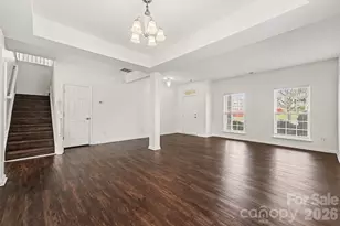 10525 Dominion Village Dr, Charlotte, NC 28269 - Photo 11