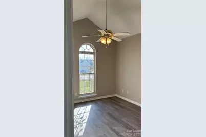 12045 Evergreen Hollow Drive, Charlotte, NC 28269 - Photo 21