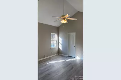 12045 Evergreen Hollow Drive, Charlotte, NC 28269 - Photo 15