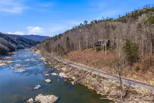 3735 French Broad Pkwy, Marshall, NC 28753 - Photo 11