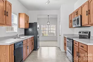 9006 Corey Common Ave, Charlotte, NC 28216 - Photo 11